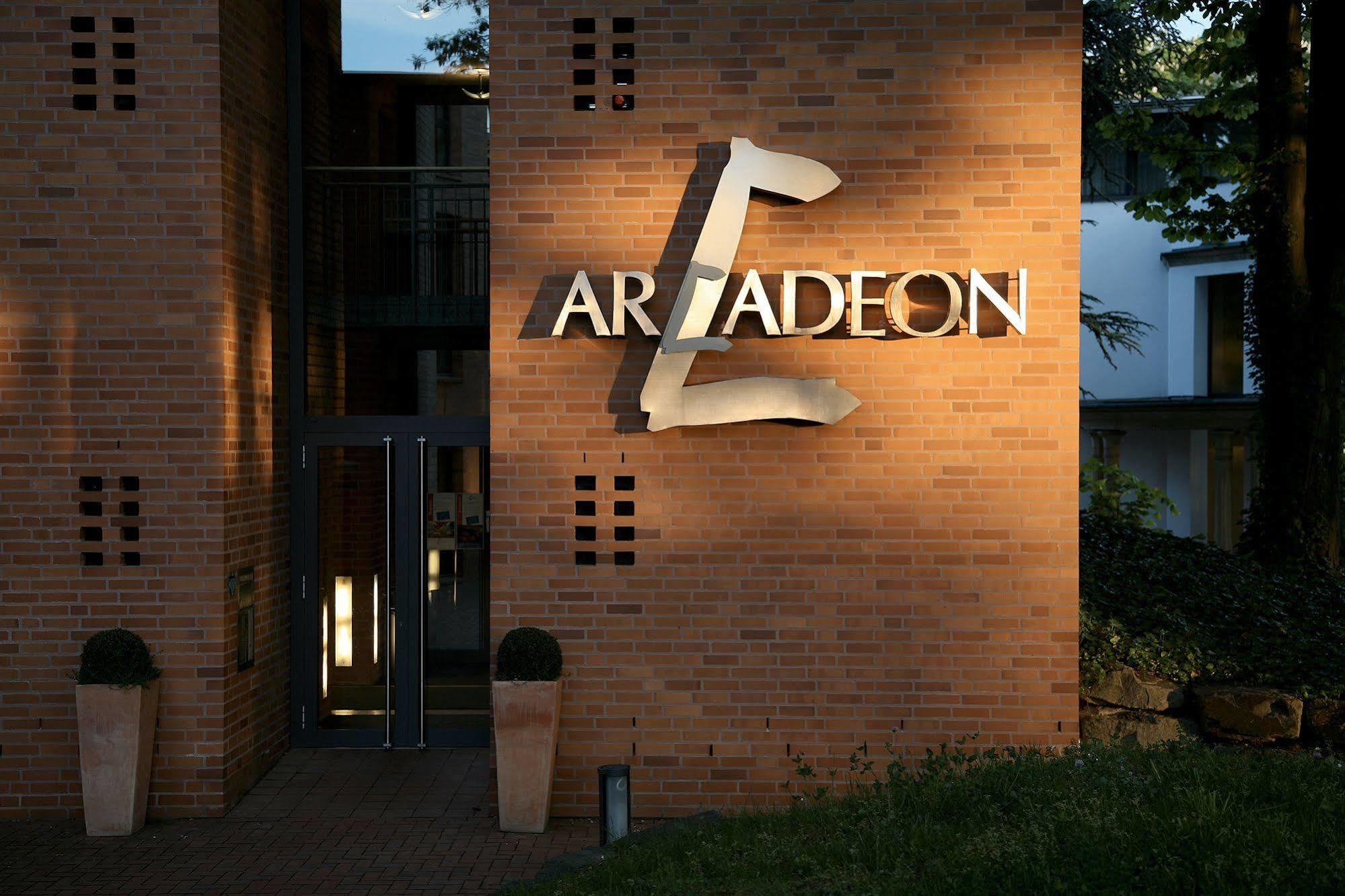 Arcadeon Hotel Hagen  Buitenkant foto